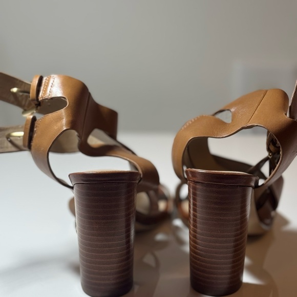 Guess strappy heel sandals - Picture 4 of 8